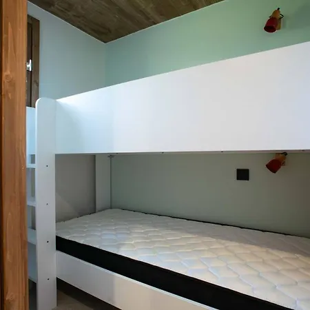 Cosy Rez-de-jardin Apartamento Demi-Quartier